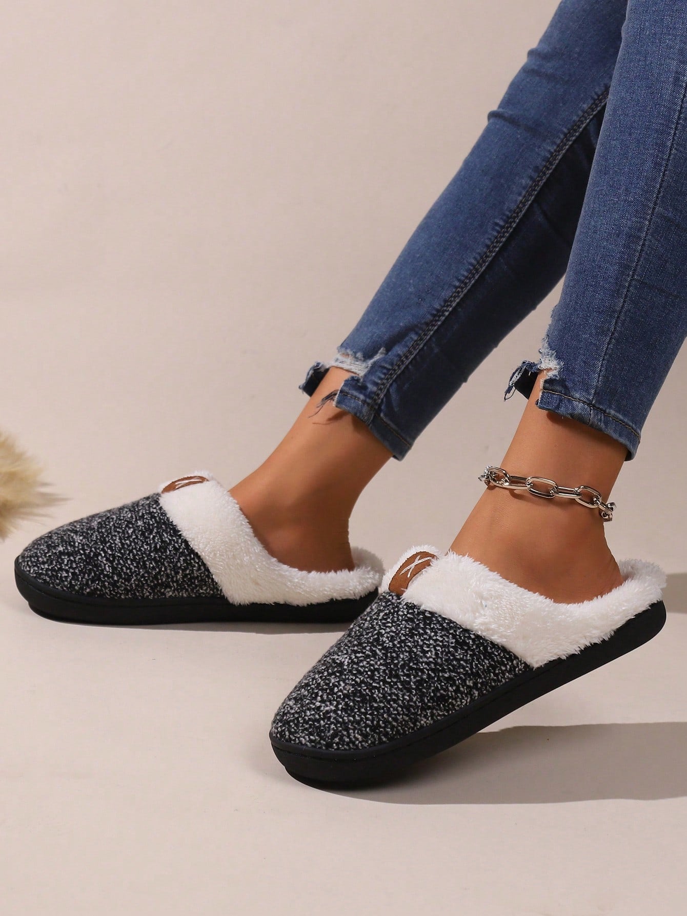 Autumn/Winter Flat Closed Toe Slippers For Women, Home Wear