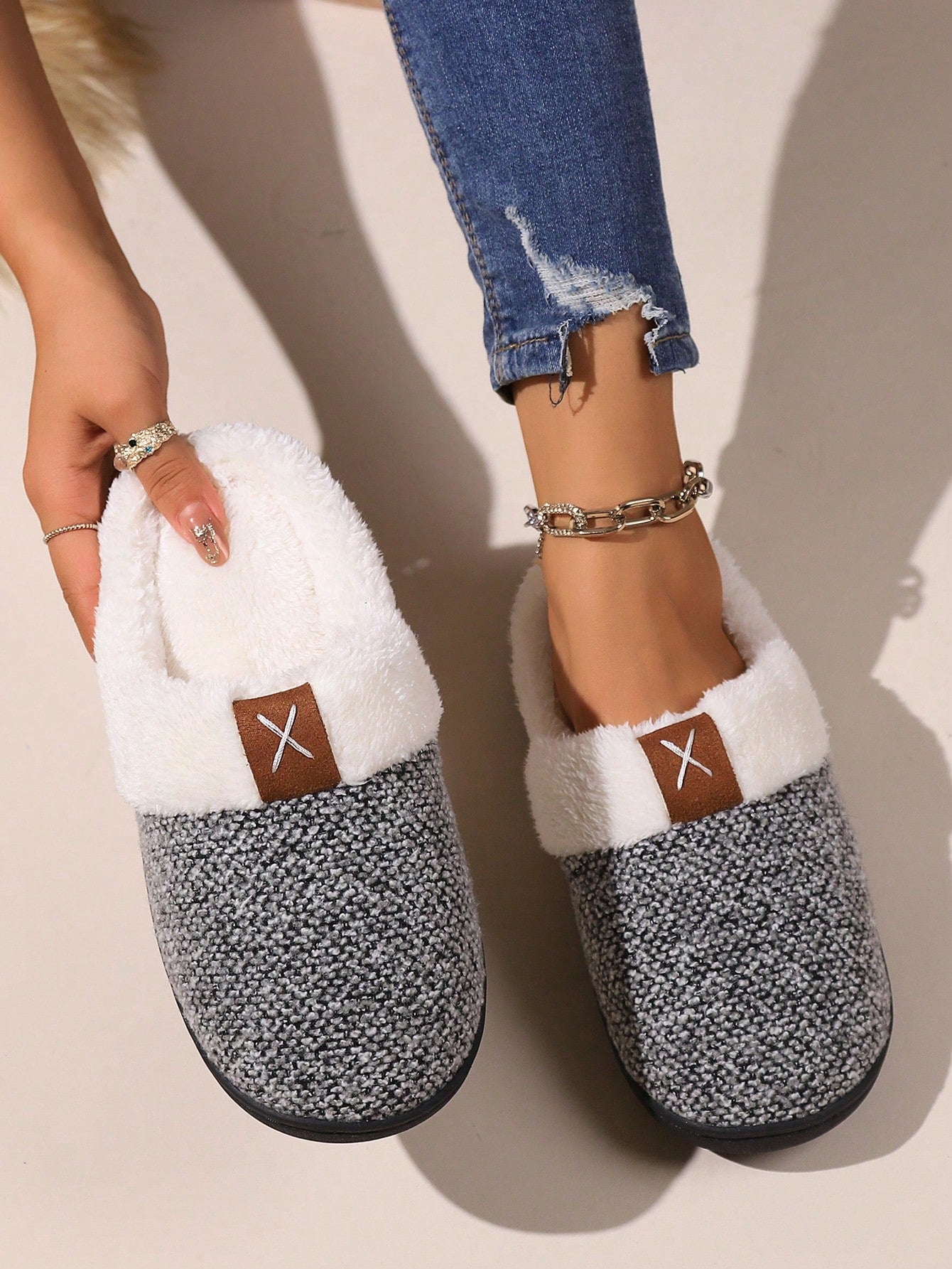 Autumn/Winter Flat Closed Toe Slippers For Women, Home Wear