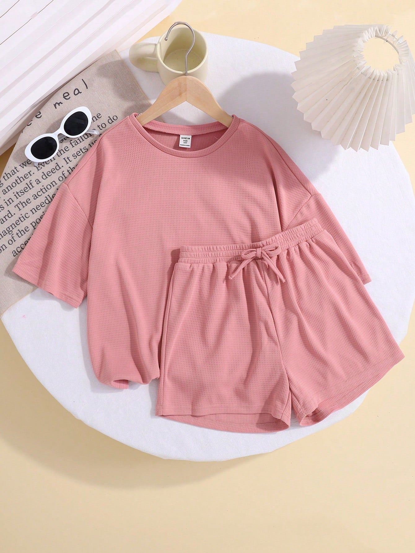 Tween Girl Solid Color Knitted Short Sleeve Round Neck Top And Loose Shorts Casual Two-Piece Outfit