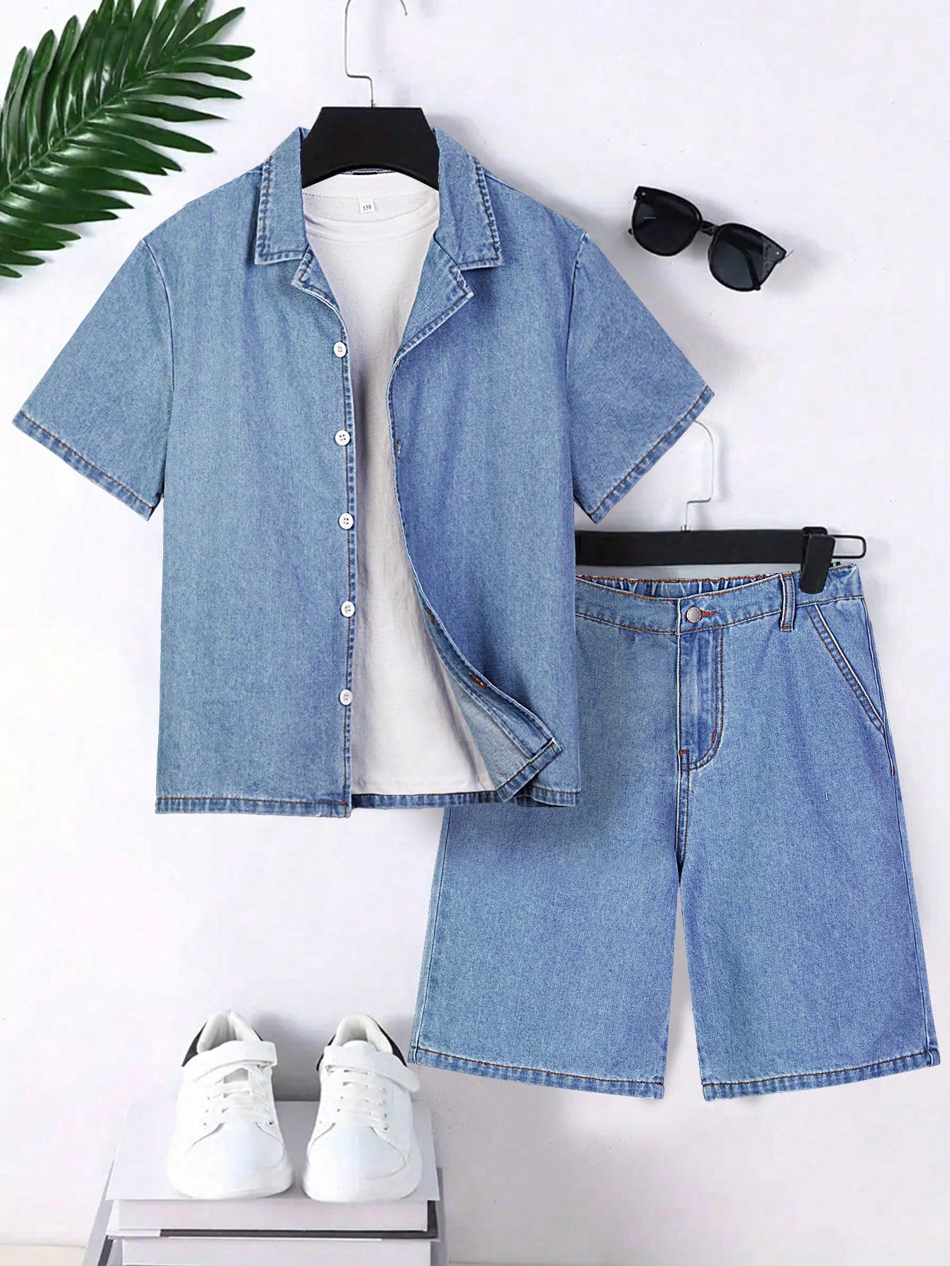 Tween Boys' 2pcs/Set Casual Lapel Short Sleeves  Blue Shirt &  Washed Loose Straight Leg Denim Short Set,For Summer