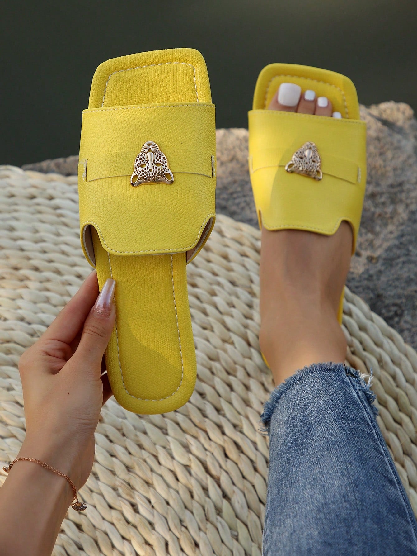 Summer 2024 Flat Retro Slip-On Open Toe Sandals