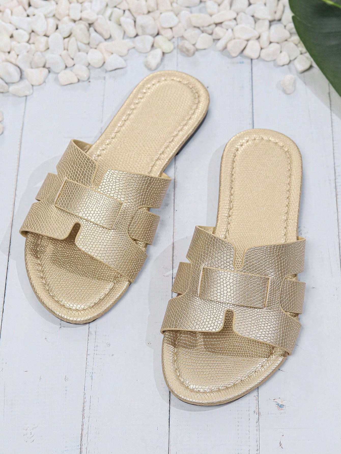 Teenagers' Light, Slip-Resistant, Wear-Resistant PU Flat Sandals With Round Toe, Suitable For Summer, Fashionable Style, Ideal For European And American Holiday Beaches