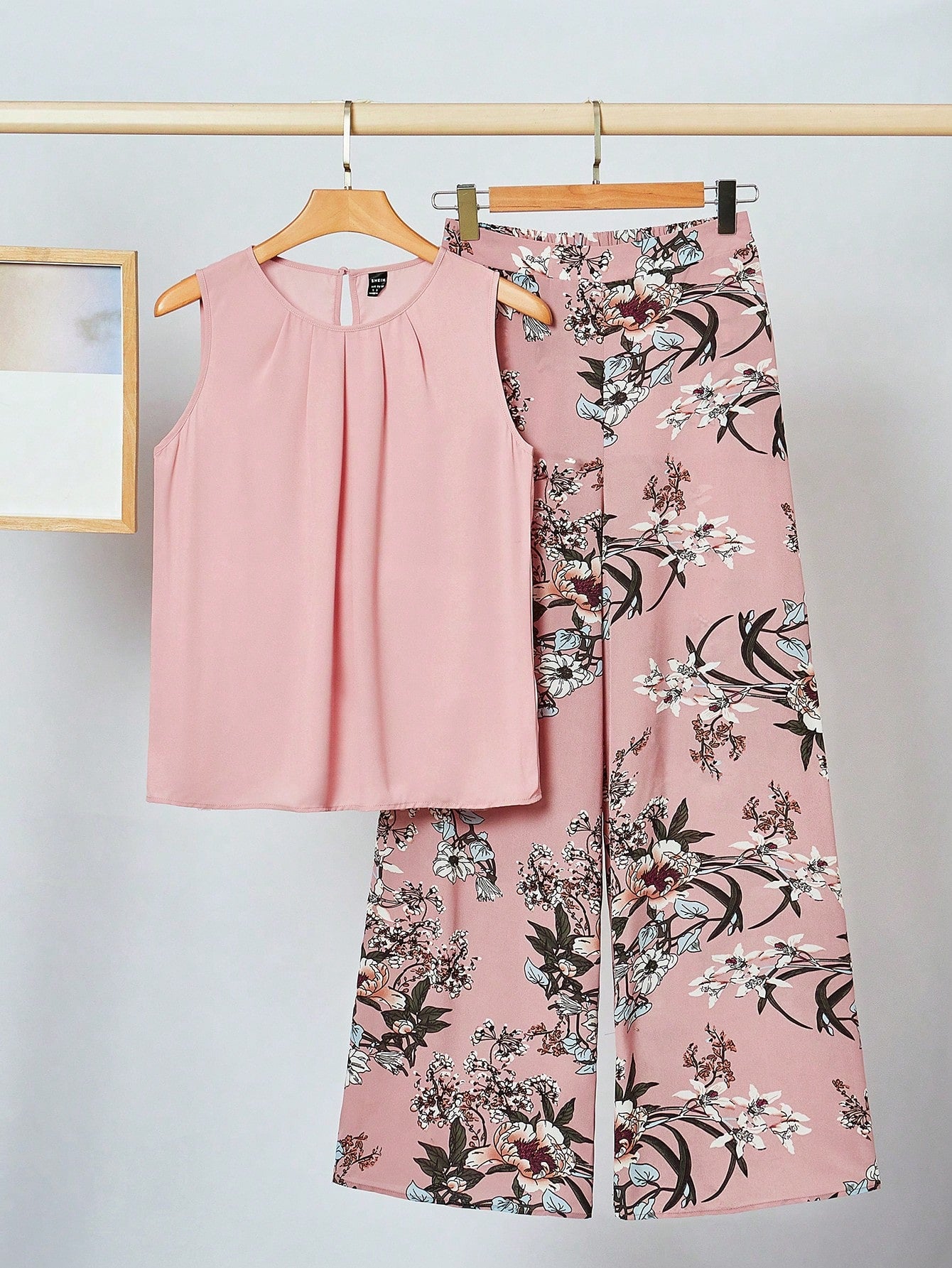 Elegant Women's Pink Chiffon Solid Color Top And Flower Wide Leg Pants Set