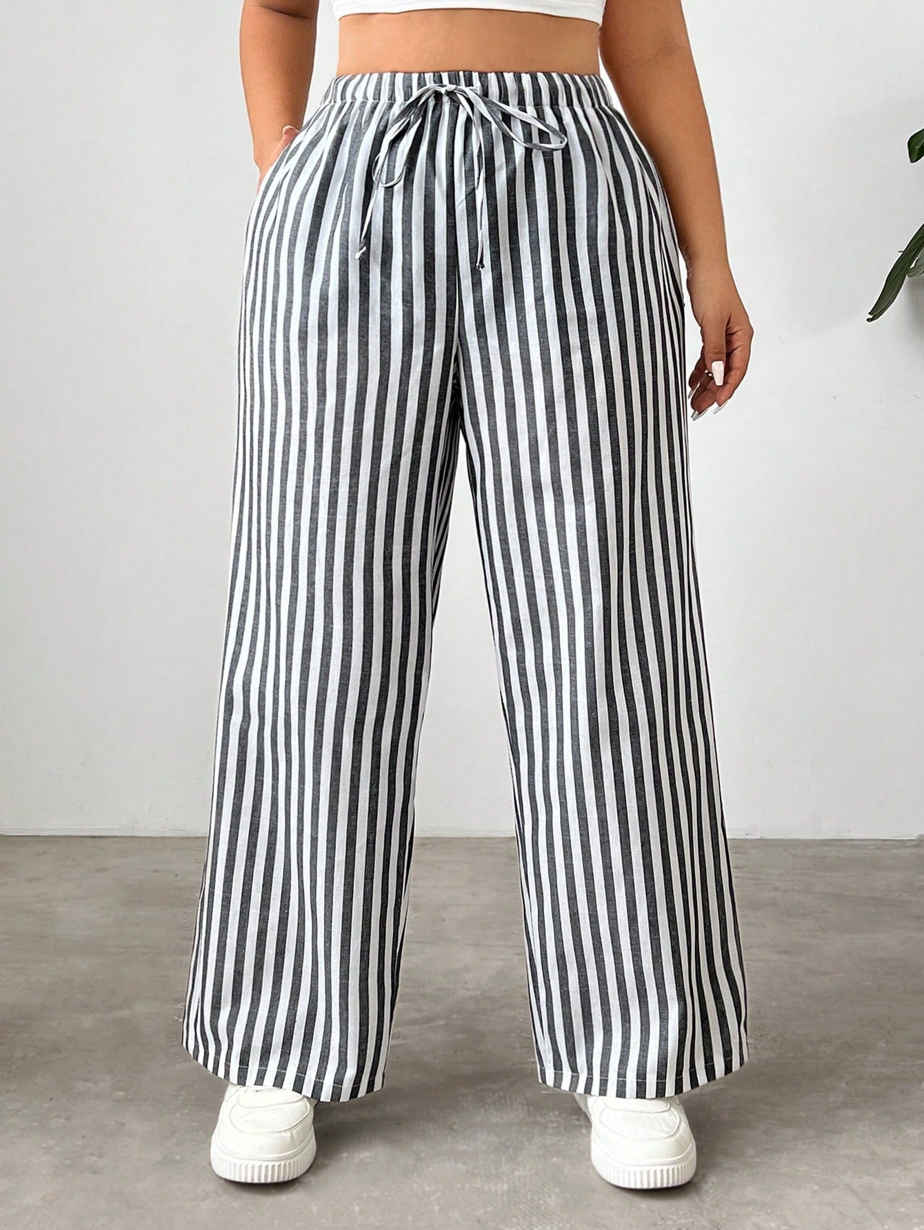 Plus Size Casual Loose Plaid Elastic Waist Wide-Leg Pants