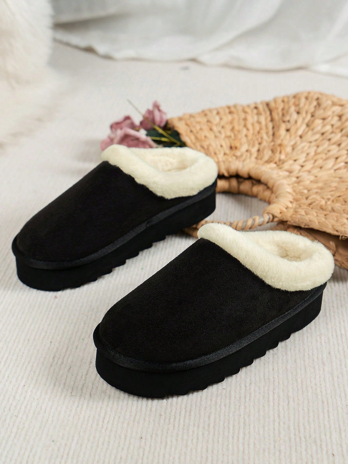 Women's Casual, Anti-Slip, Soft & Comfortable Fleece Lined Warm Indoor/Outdoor Slippers With Closed Toe And Thick Soles, For Fall/Winter