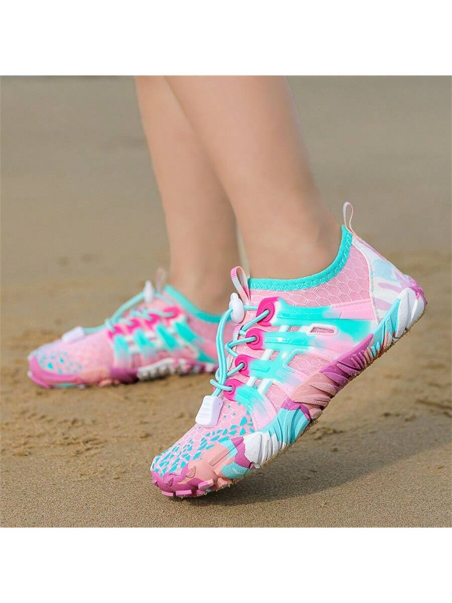 1pair Kids Swim Shoes, Breathable Quick-Drying Anti-Slip Beach Pool Water Shoes For Boys & Girls Outdoor Activities