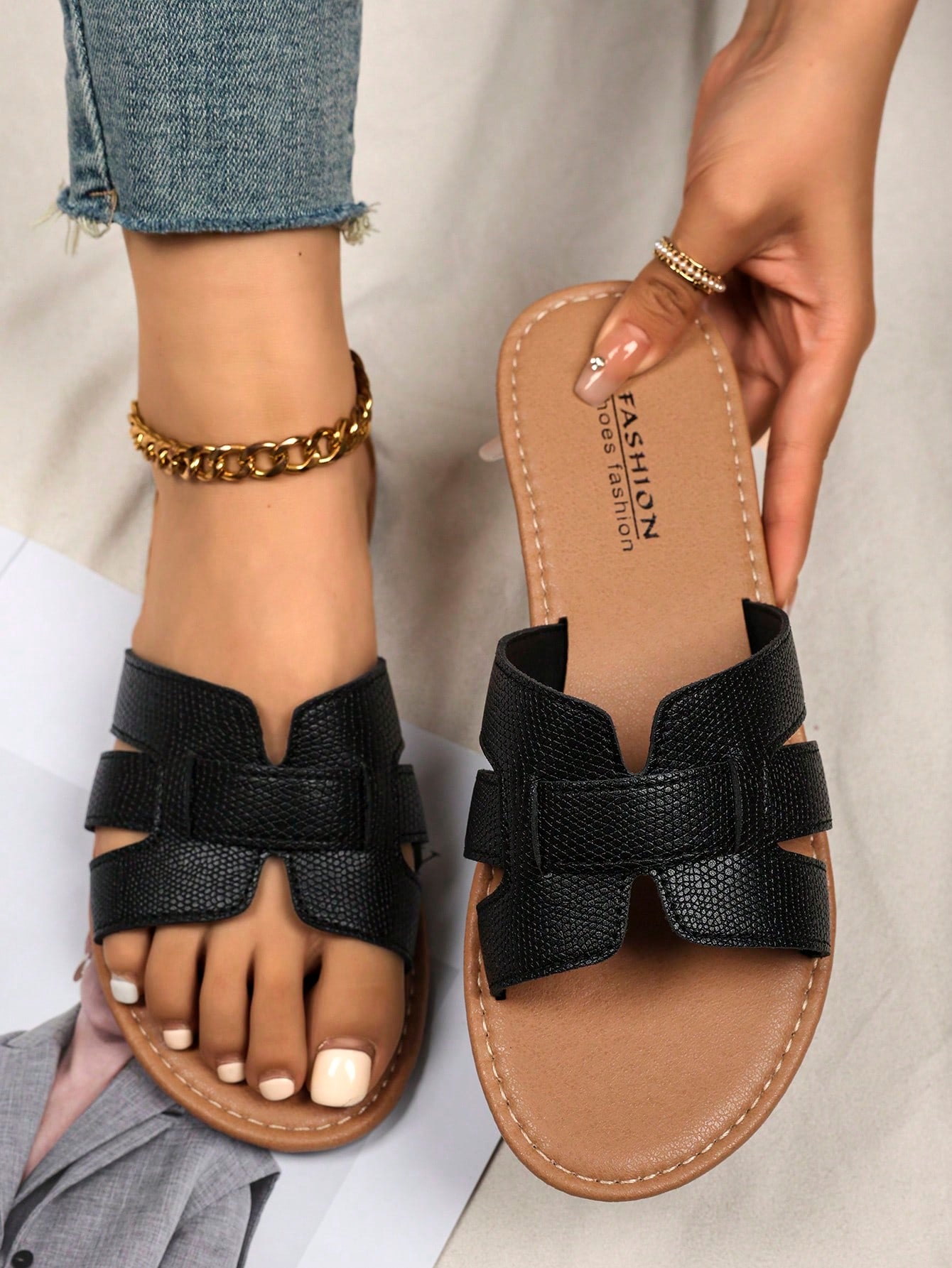 Women's Casual Comfortable Stylish Flat Sandals For Summer, Black Flat Sandals