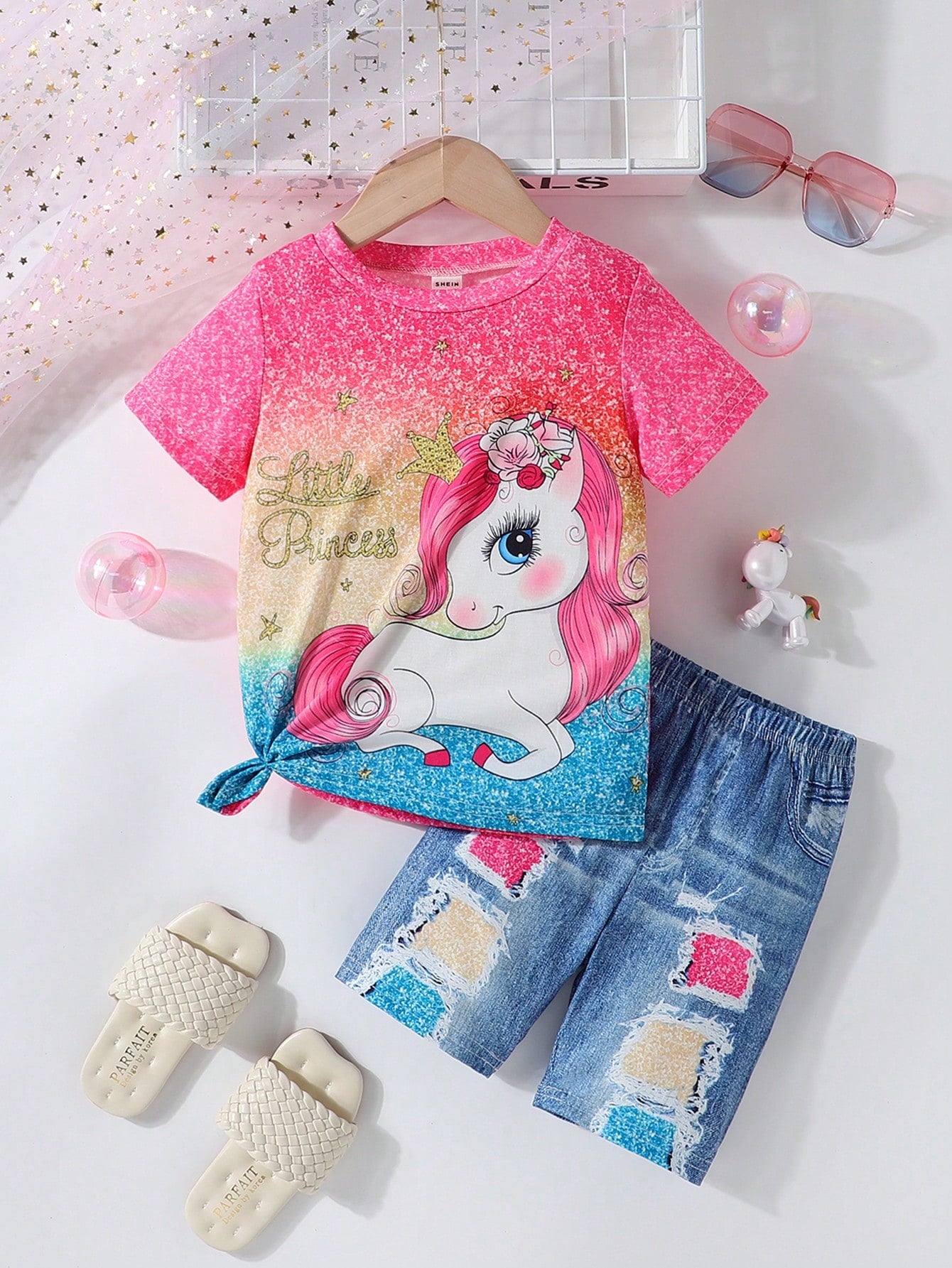 Young Girl Unicorn Printed Short Sleeve T-Shirt And Shorts Set, Summer