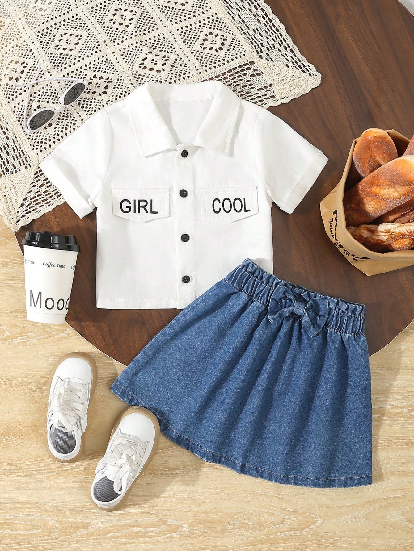 Little Girls' Comfortable Casual White Embroidered Top And Blue Denim Skirt Set