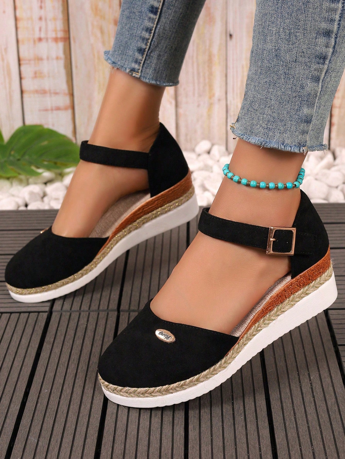 Women's Plus Size European And American Style Fisherman Shoes, Spring/Autumn 2024 New Arrival Weave Rope Straw Shoes With Buckle Strap, Closed Toe Wedges, And Hollow Out Design