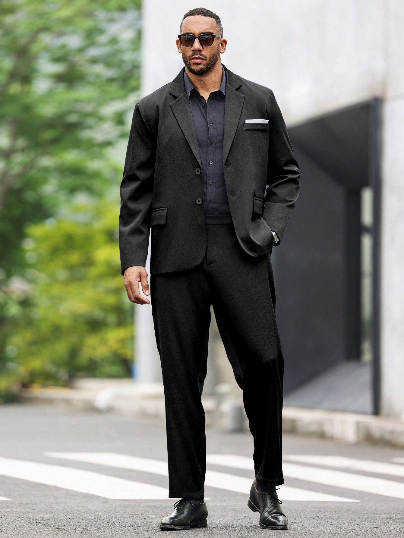 Men Plus Size Spring And Autumn Casual Color-Block Detail Lapel Suit Jacket And Pants Set