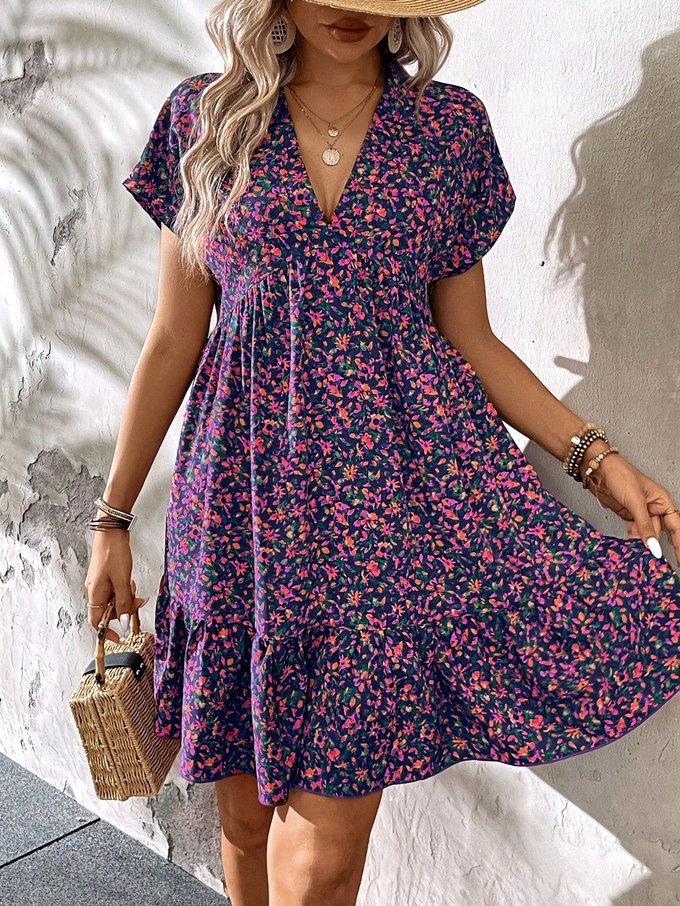 Summer Casual Short Purple Dress With Ditsy Floral, Suitable For Vacation, Back To School And Work For Female Teachers