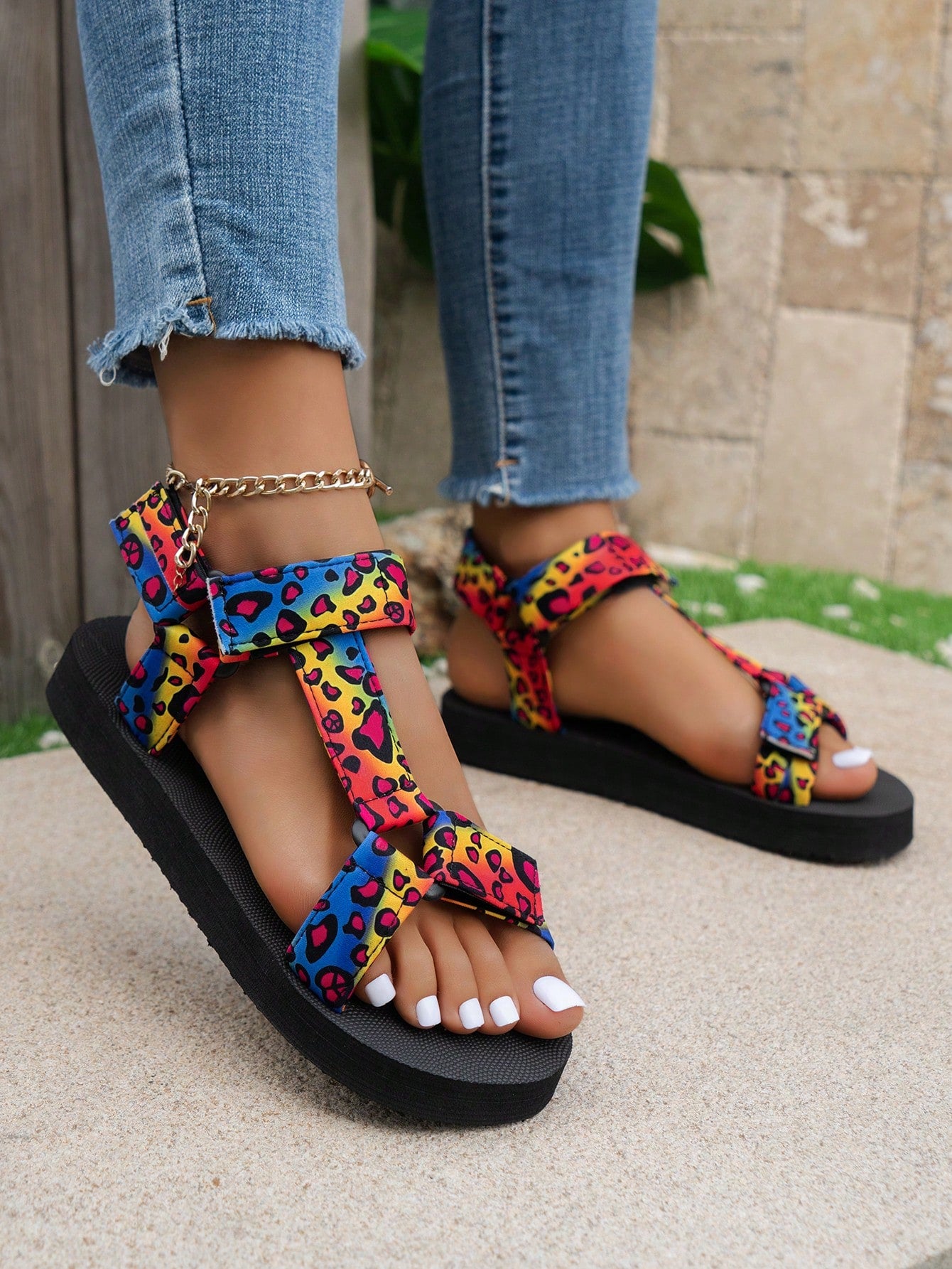 Women Plus Size Flat Beach Sandals European And American New Style Printed Thick Bottom Hook And Loop Open Toe Beach Shoes For Summer