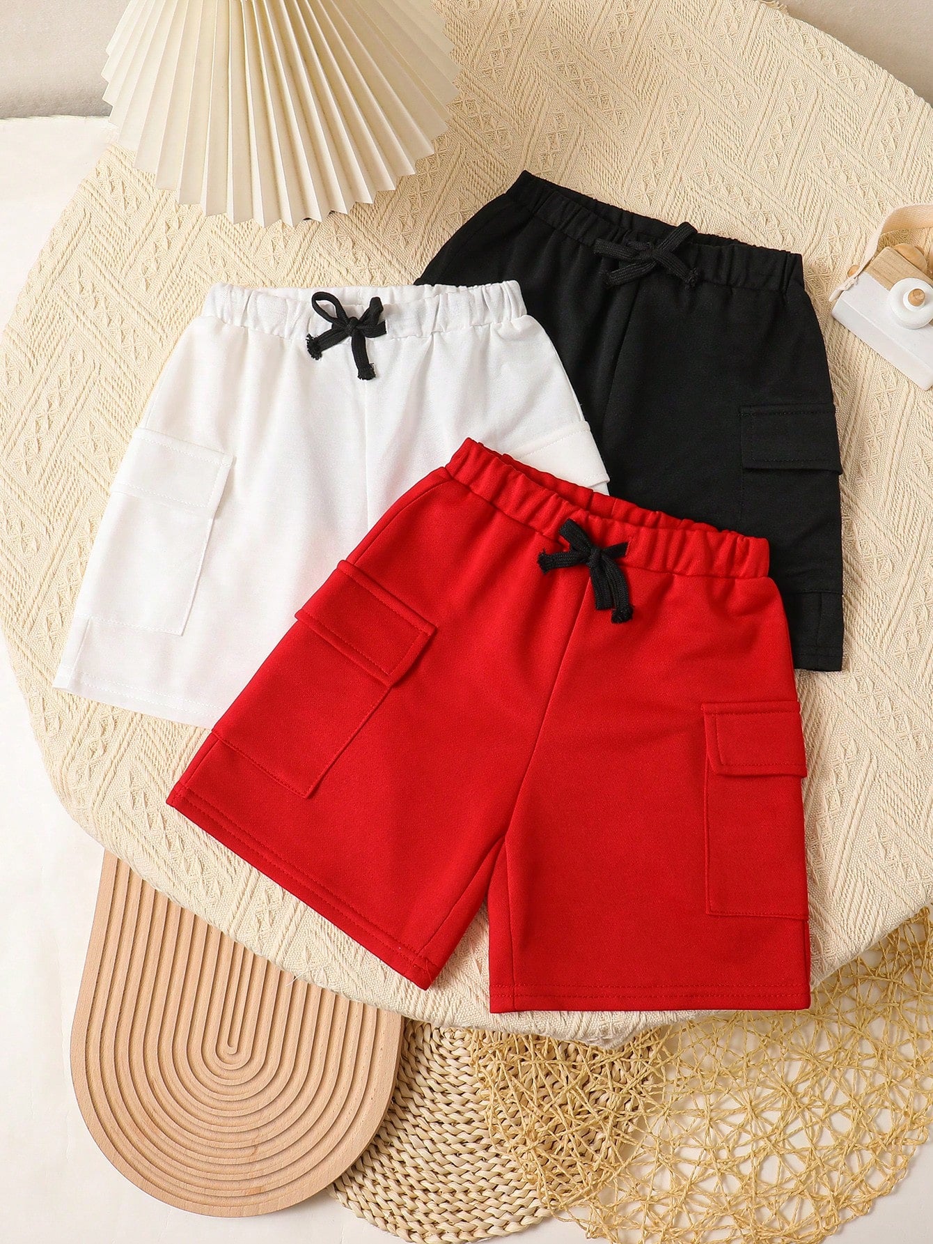 Young Boy 3pcs Casual Solid Color Shorts With Elastic Waistband, Drawstring And Pockets