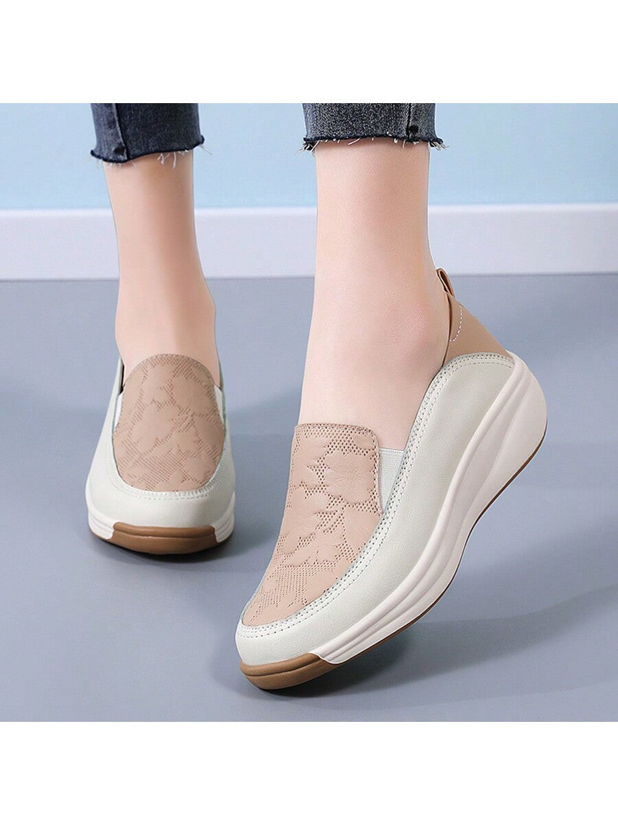 2024 New Spring And Autumn Women's Loafers, Slip-On Wedge Heel Thick-Soled Soft Bottom Shoes For Middle-Aged And Elderly Mothers, Camouflage Pattern Randomly Placed On Vamp