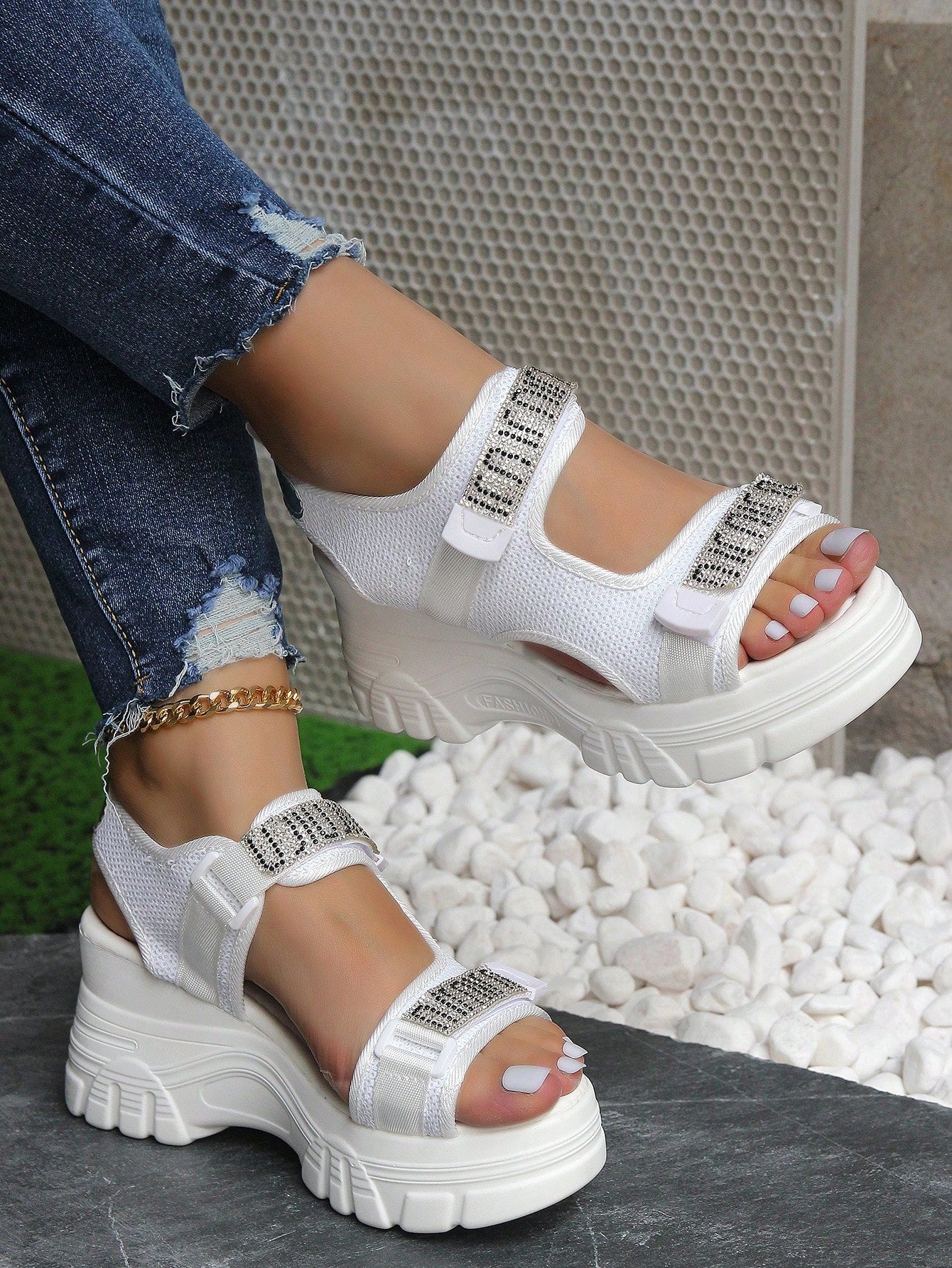 2024 Summer New Women's Platform Sandals With 8cm Heels And Thick Soles, Hook And Loop Closure, Peep-Toe Casual Shoes For Teenagers And Ladies, Sporty And Versatile High-Heel Sandals With Platform And Increased Height