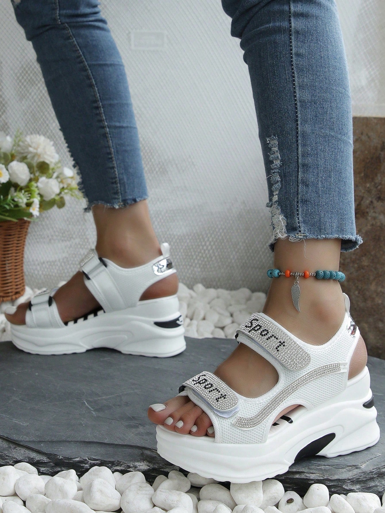 2024 Women's Summer Platform Sandals With 8cm Heels And Thick Soles For Teenagers, Hook And Loop Closure, Peep-Toe Casual Shoes, Sporty Style, All-Match, Old School Chunky High Heel Shoes