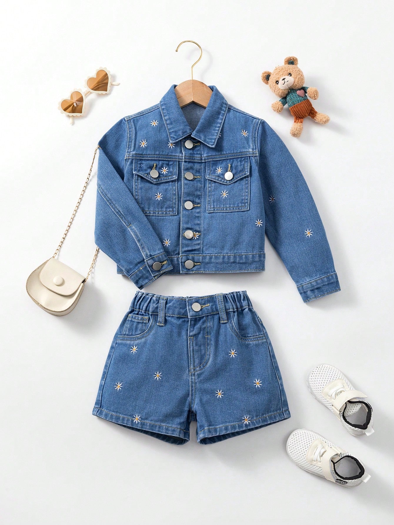 Girls' Medium Washed Blue Daisy Embroidery Denim Jacket & Shorts Set