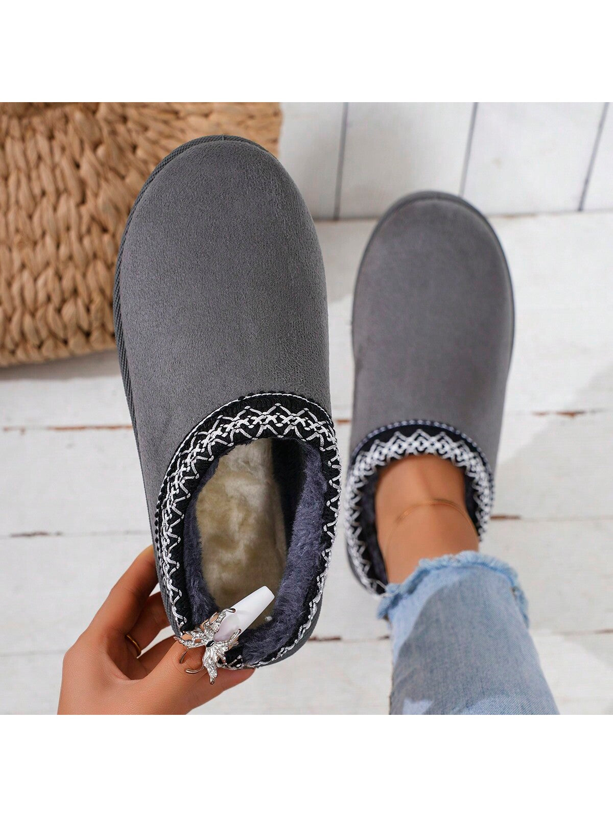 Shoes/Women's Shoes/Ladies' Fashionable House Outdoor Warm Casual Slippers Shoes Fluffy Shoes