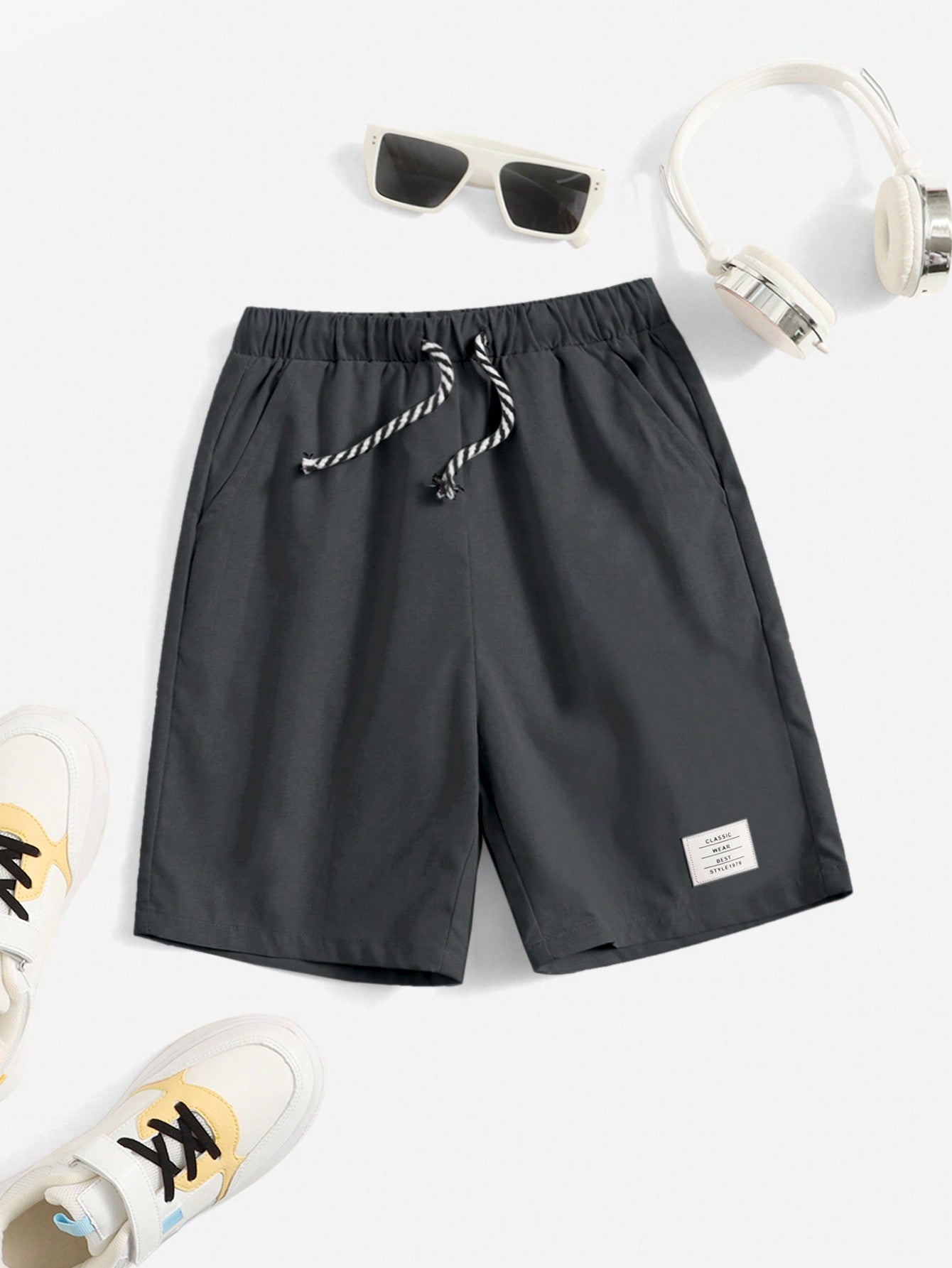 Tween Boy Letter Patched Shorts