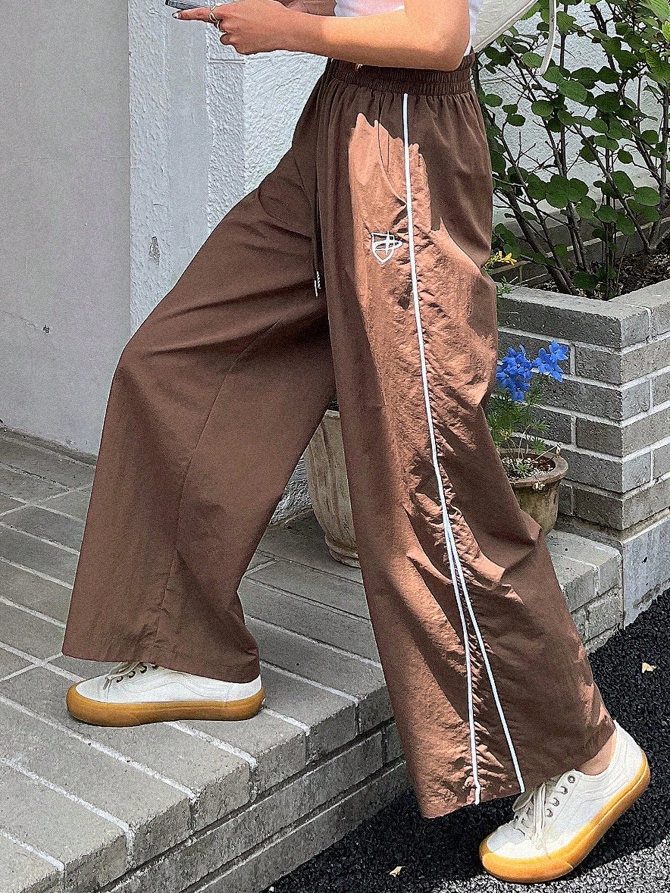 Women's Side Striped Drawstring Waist Long Pants