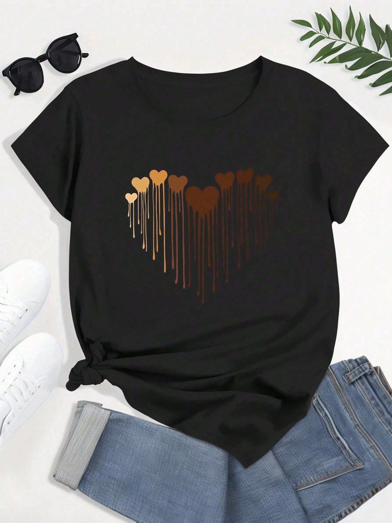 Plus Size Women's Valentine's Day Heart Print Round Neck Short Sleeve T-Shirt