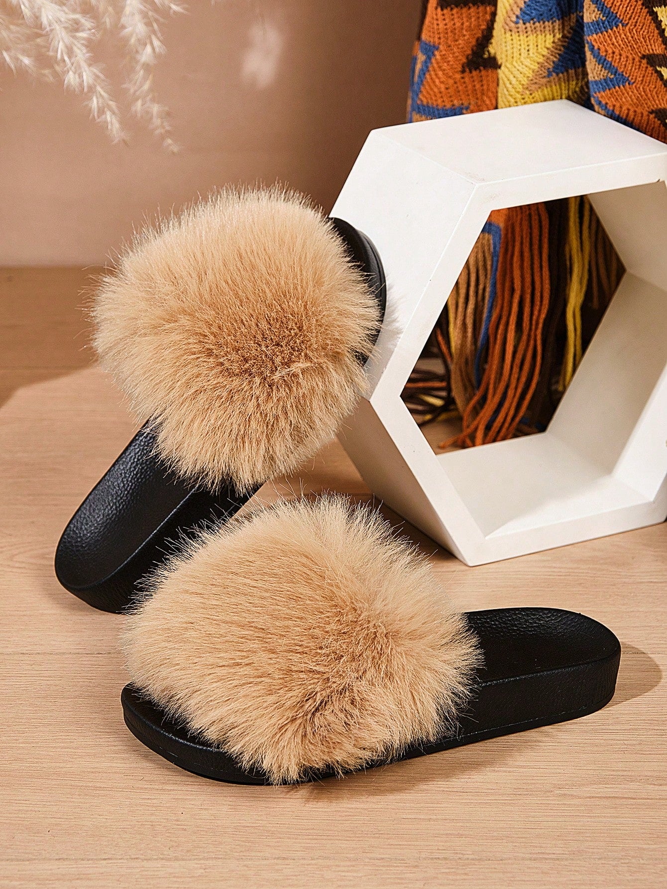 Women's Soft-Soled Slip-Resistant Warm Slippers For Indoor And Outdoor Use