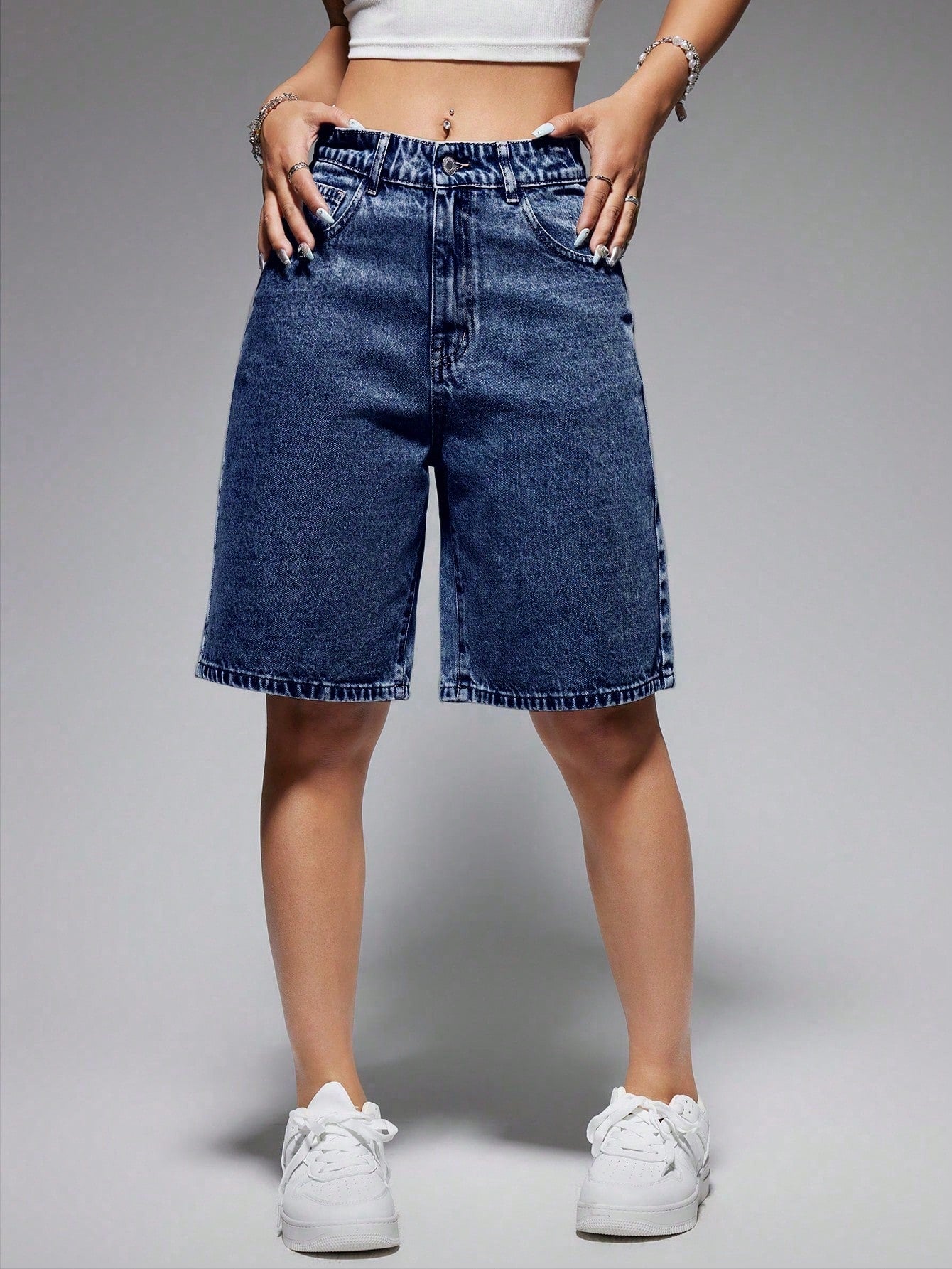 Solid Color Straight Leg Denim Shorts With Diagonal Pockets, Mom Shorts