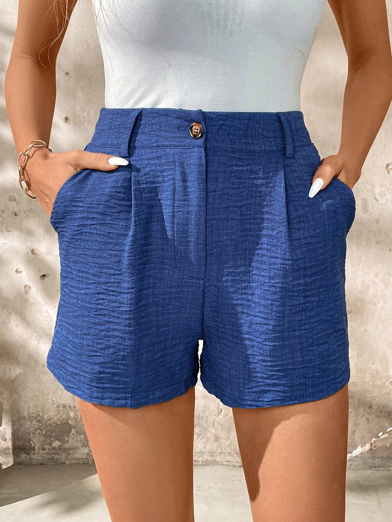 Women's Simple Solid Color Linen Shorts With Bamboo Knot Design