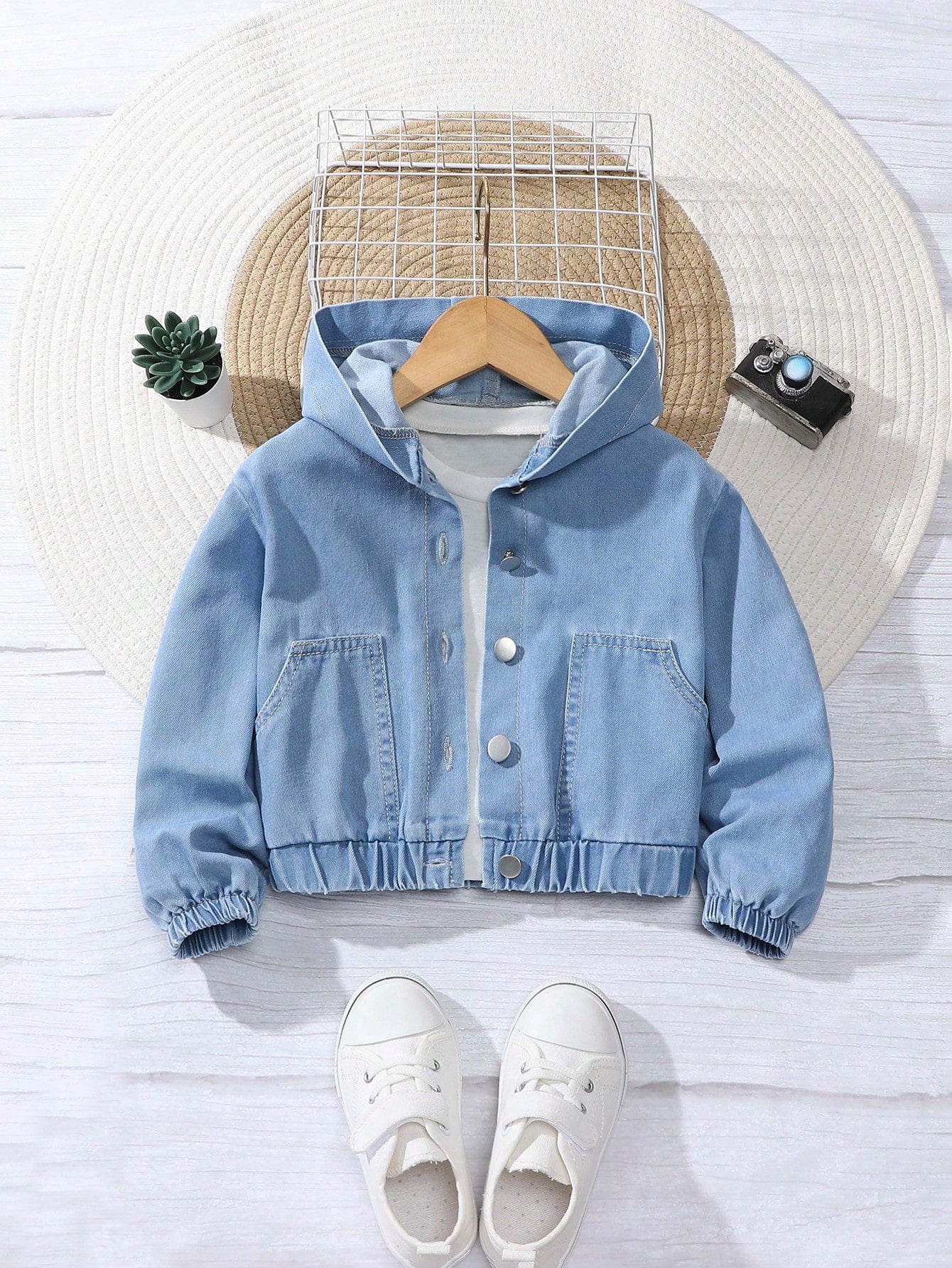 Casual Hooded Loose Fit Light Blue Denim Shirt With Pockets, For Toddler Boys