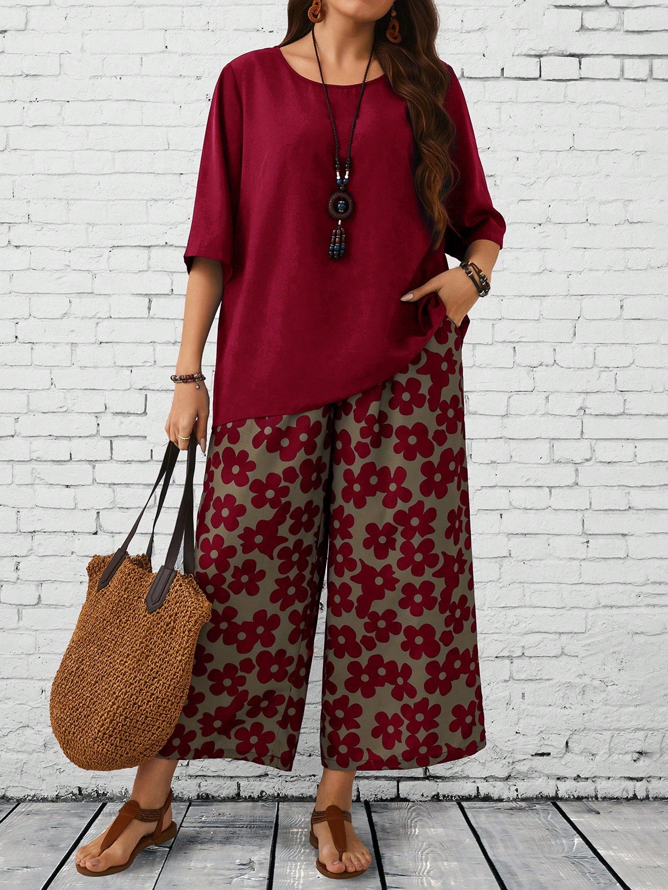 Plus Size Women's Summer Round Neck Half Sleeve Shirt And Paisley Printed Wide Leg Pants, Loose Holiday Two Piece Set