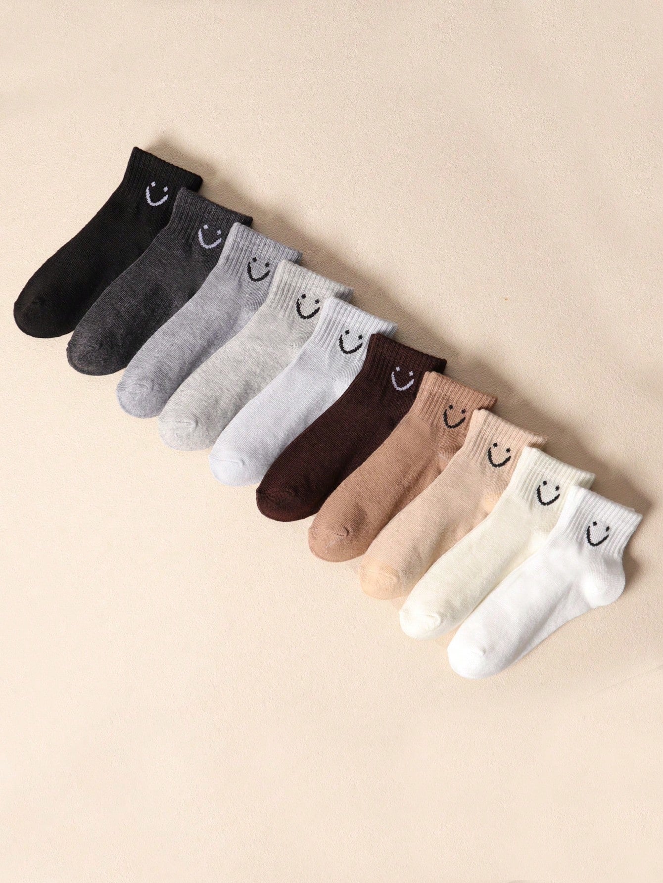 10 Pairs Random Candy Colored Smiling Face Children Sports Comfortable Daily Casual Elastic Short Socks