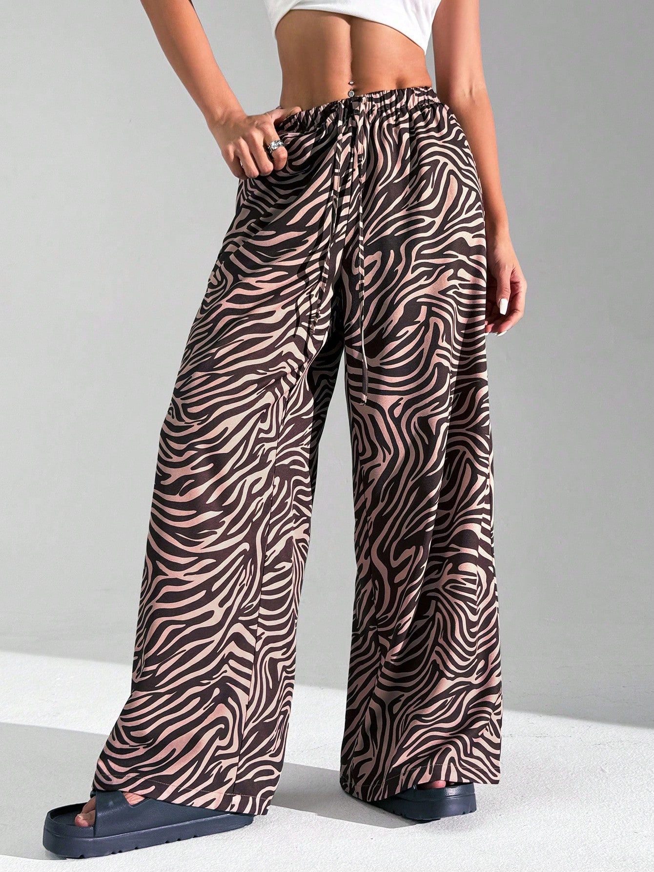 Women's Leopard Printed Drawstring Long Pants