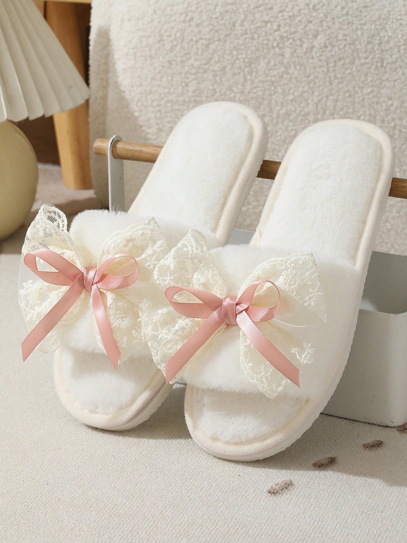 Autumn And Winter Season Home Slippers For Women, Girlish Style With Lace And Bow-Knot, Indoor & Warm Plush Lining, Anti-Slip & Trendy Slippers For Couples