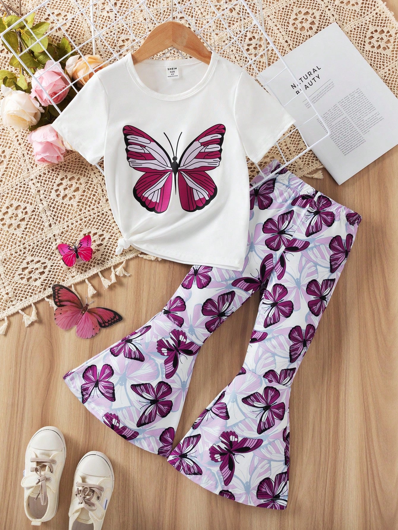 Young Girl Butterfly Printed Short Sleeve T-Shirt And Flare Pants Set, Summer