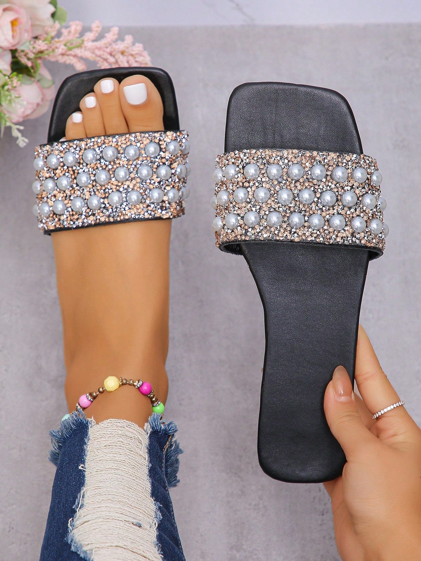 Ladies Sweet Pearl And Rhinestone Slipper, Fashionable And Comfortable White Flat Sandals For Summer, French Style