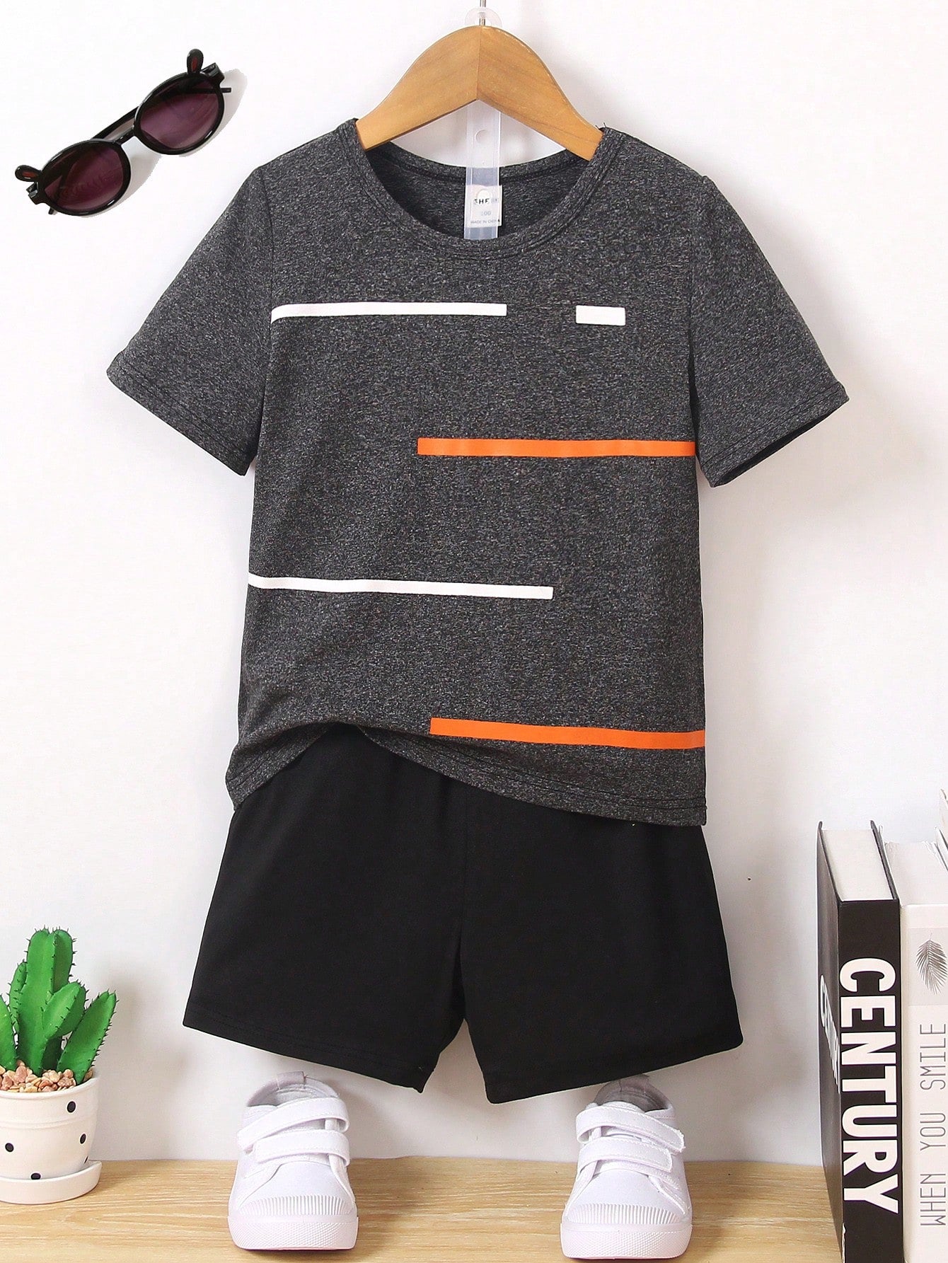 Young Boy Striped Round Neck Short Sleeve T-Shirt And Shorts Set