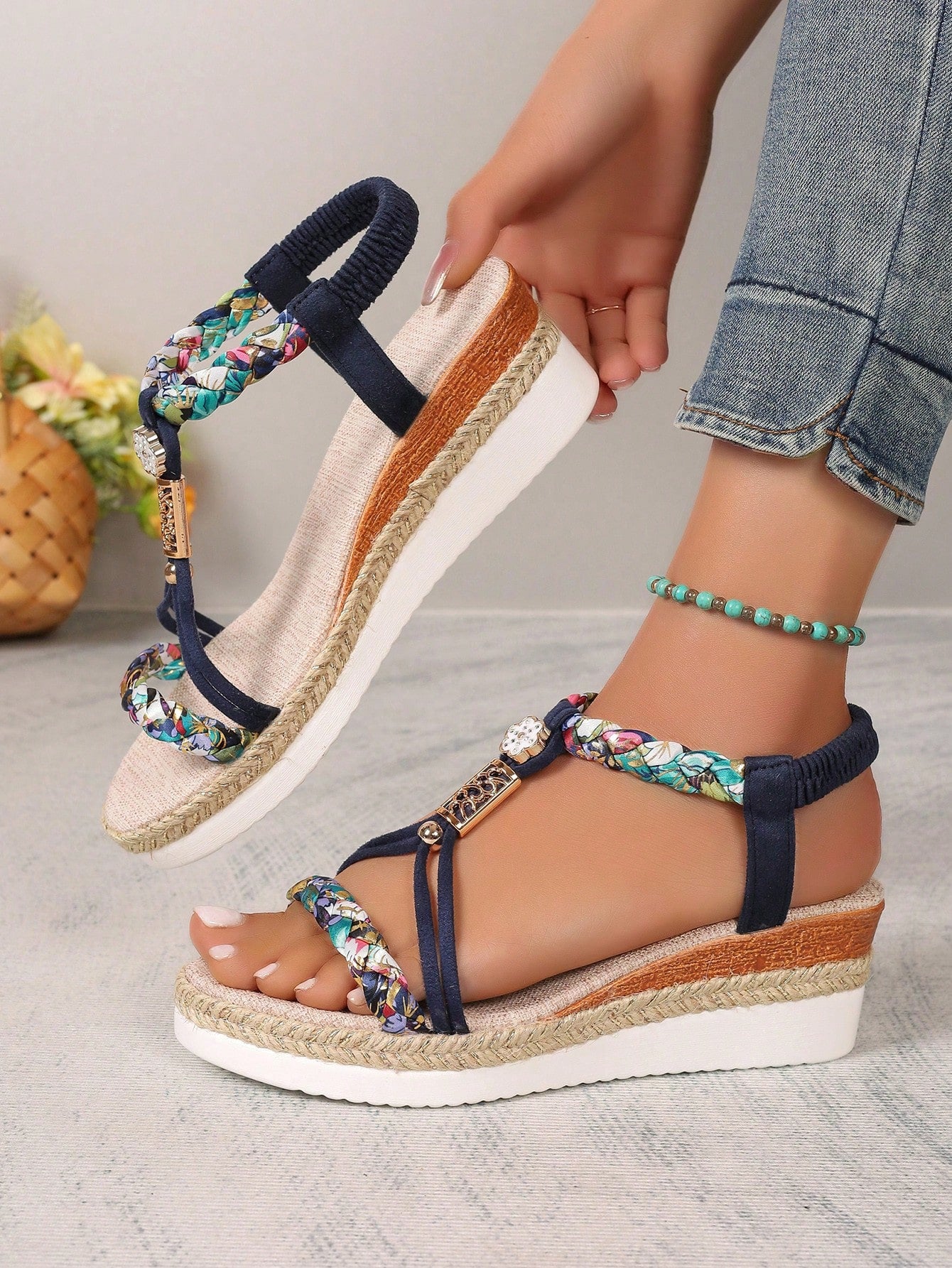Women's Plus Size Striped Buckle Decorated Beach Outdoor Bohemian Style Color Block Lightweight Jute Rope Elegant Wedge Platform Sandals