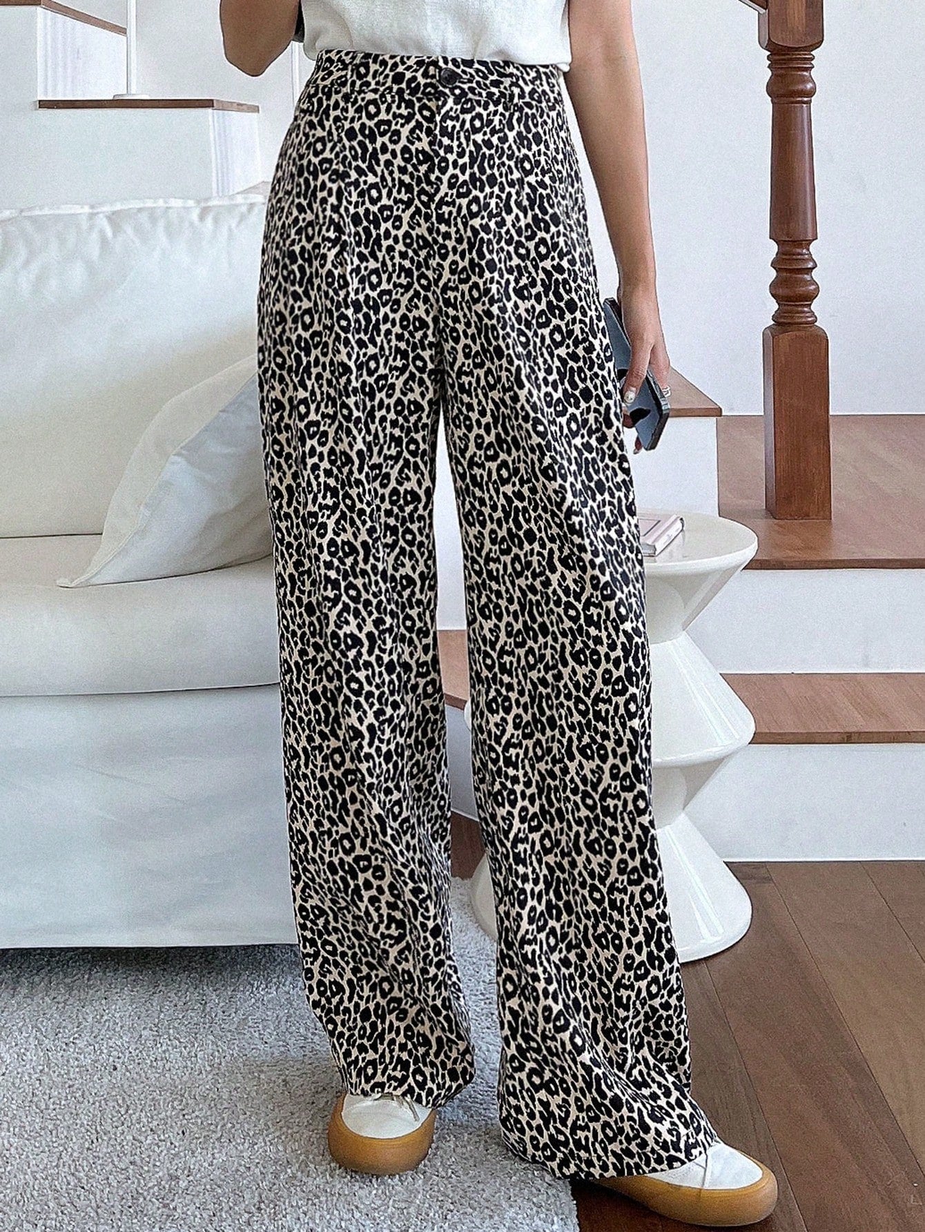 Women's Leopard Print Wide-Leg Loose Fit Trouser With Pockets, Fashionable And Casual