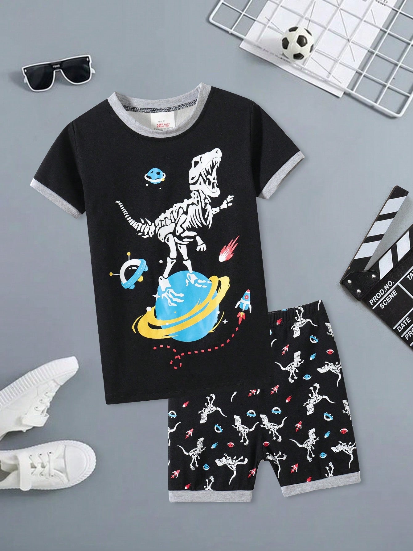 2pcs Tween Boy Snug Fit Pajamas Set, Short Sleeve Shirt & Shorts, Football/Basketball/Bunny Design, Comfortable Holiday Homewear Set For Summer