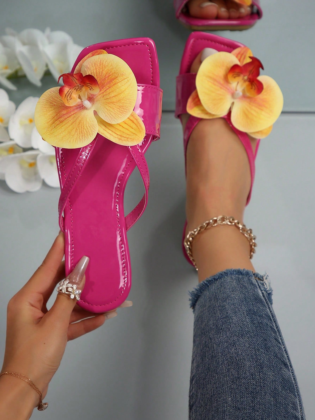 New Style Flower Beach Shoes, Women's Flat Plus Size Sandals Outdoor Casual Flip Flops