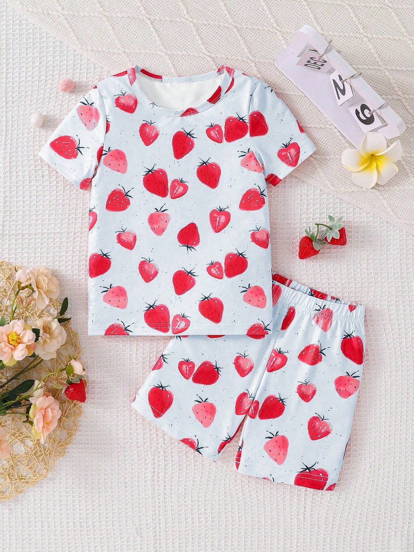 Young Girls' Cute Strawberry Printed Short Sleeve Top And Shorts Lounge Wear PJ Set