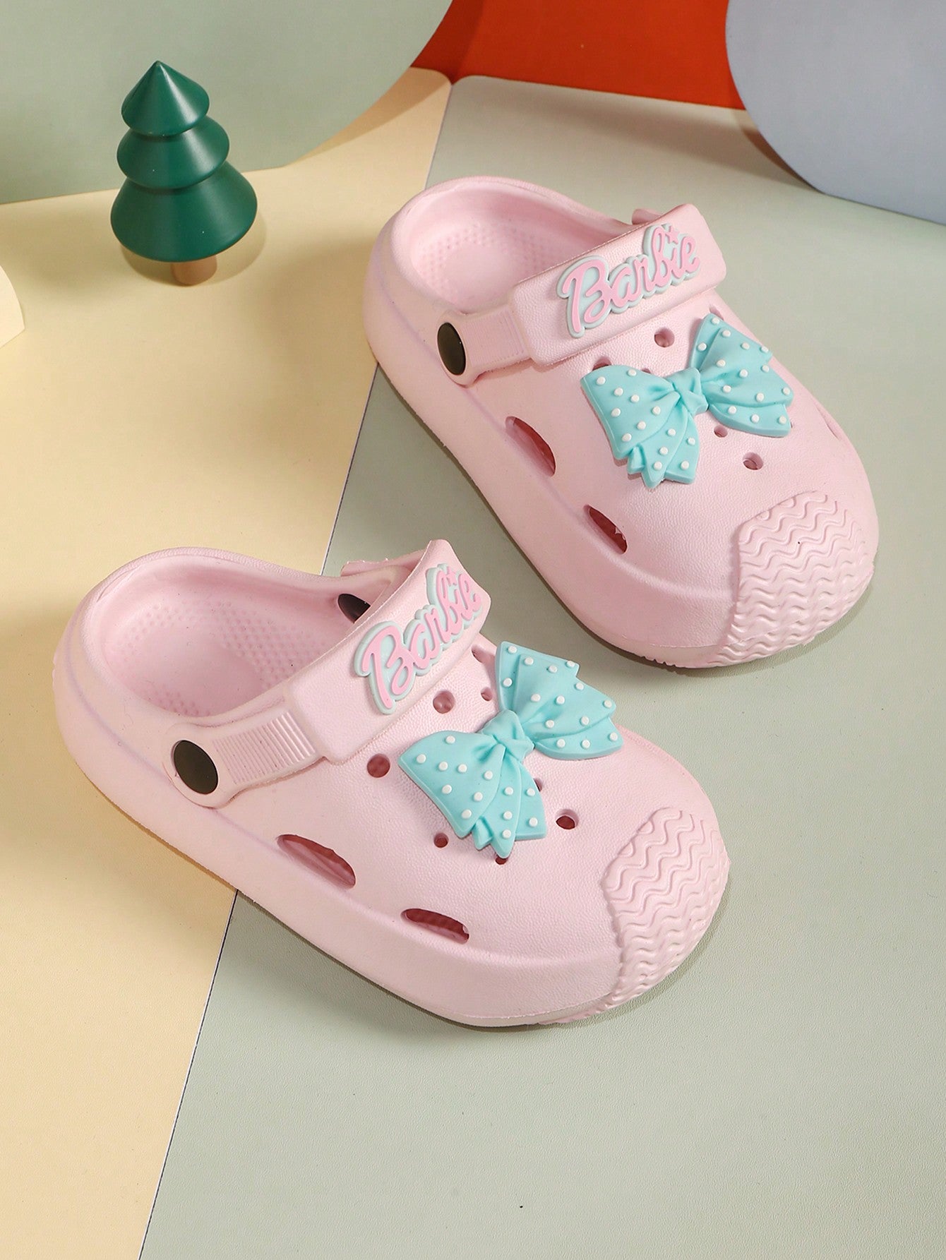 New Summer Thickened Slip-Resistant Cartoon Polka Dot Soft Shoes For Little Girls, Outdoor Vacation Beach Slippers