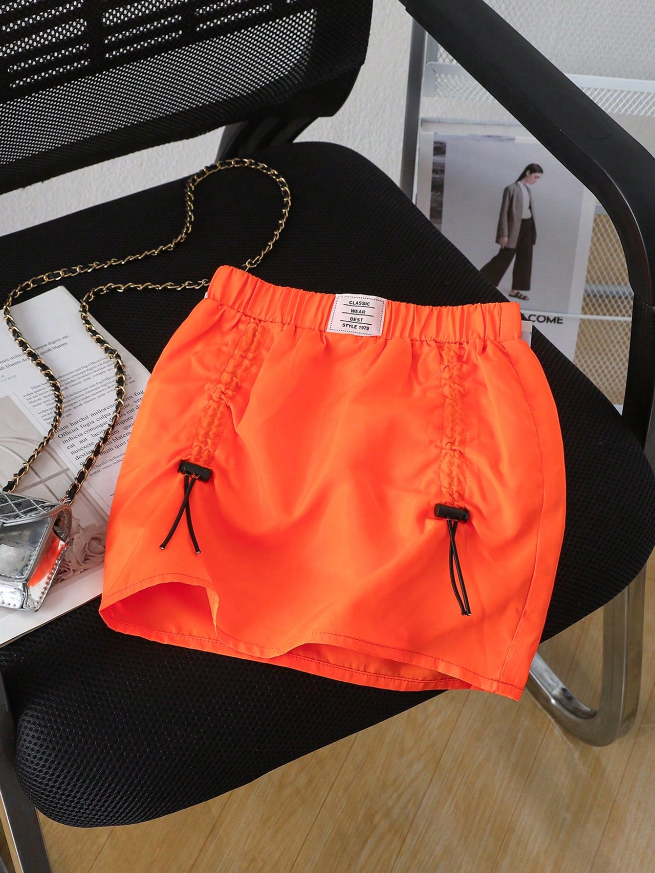 Streecool Kids Young Girl This Bold And Practical Orange Mini Skirt For Is Designed For Young Trendsetters Who Want To Elevate Their Street Fashion. This Eye-Catching Skirt Values Both Practicality And Fashion, Effortlessly Blending Form And Function. The