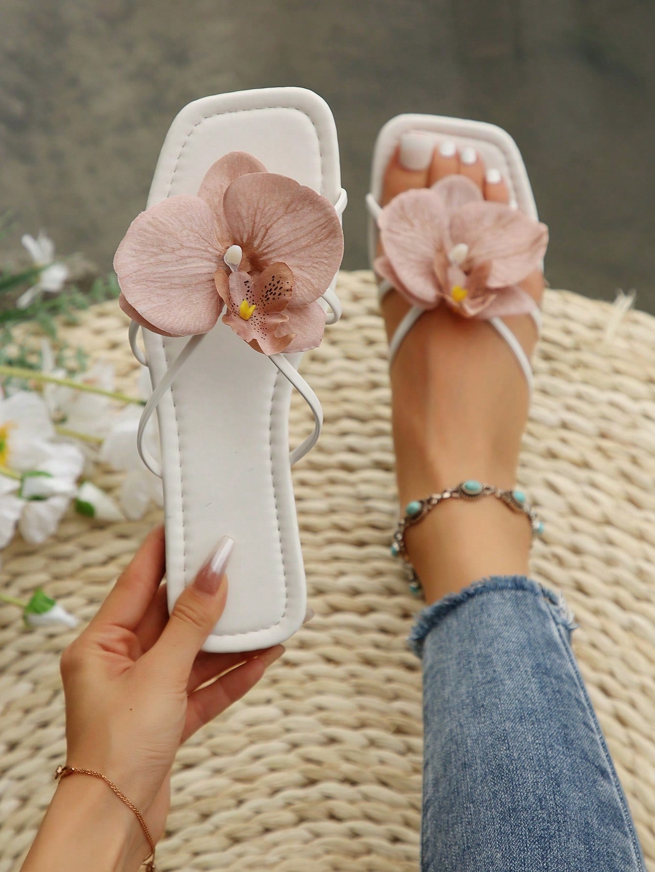 French Style Floral Flat Sandals, Elegant Women's Flower Sandals For Outdoor Beach Wear