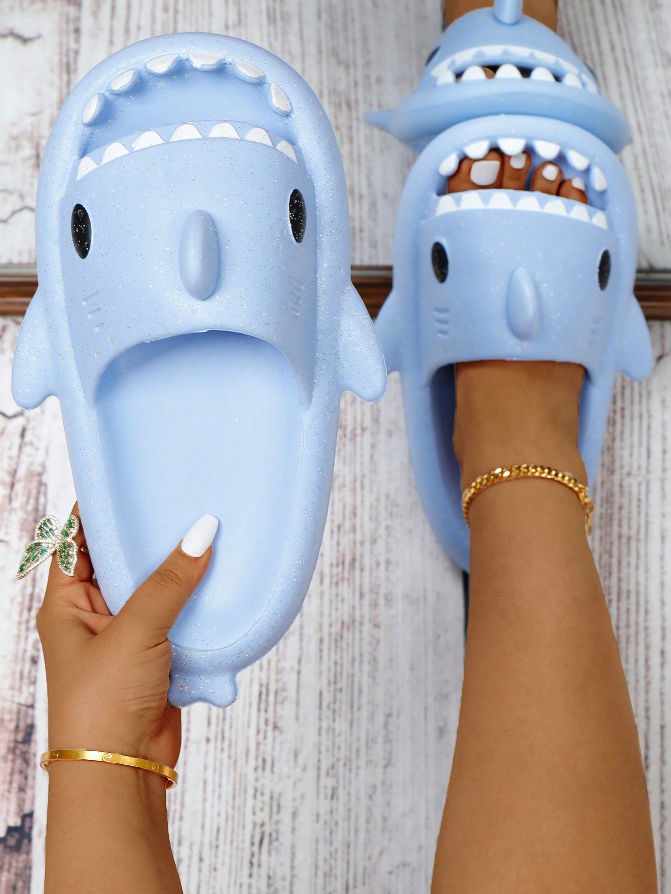 Shark Design Single Band Slides, Lavender Preppy Style Cartoon Slippers