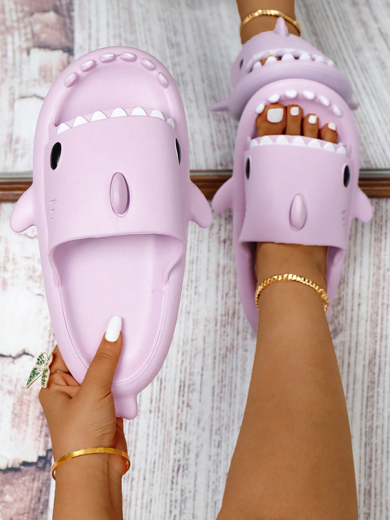 Shark Fun Shaped Open-Toe Thick Sole Slippers, Couple's Slippers With Anti-Skid Soles, Perfect For Beach/Summer Wear