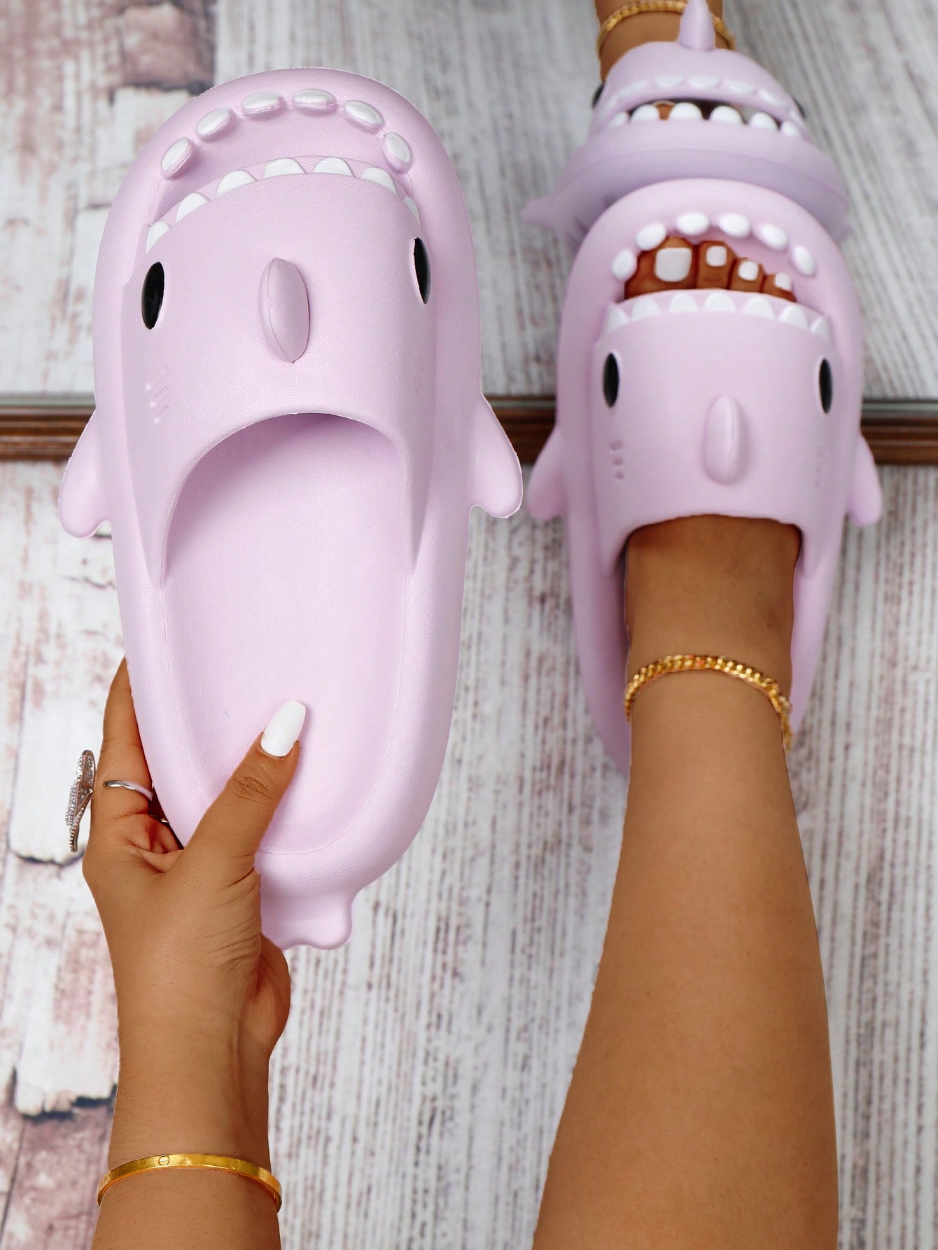 Shark Fun Shaped Open-Toe Thick Sole Slippers, Couple's Slippers With Anti-Skid Soles, Perfect For Beach/Summer Wear