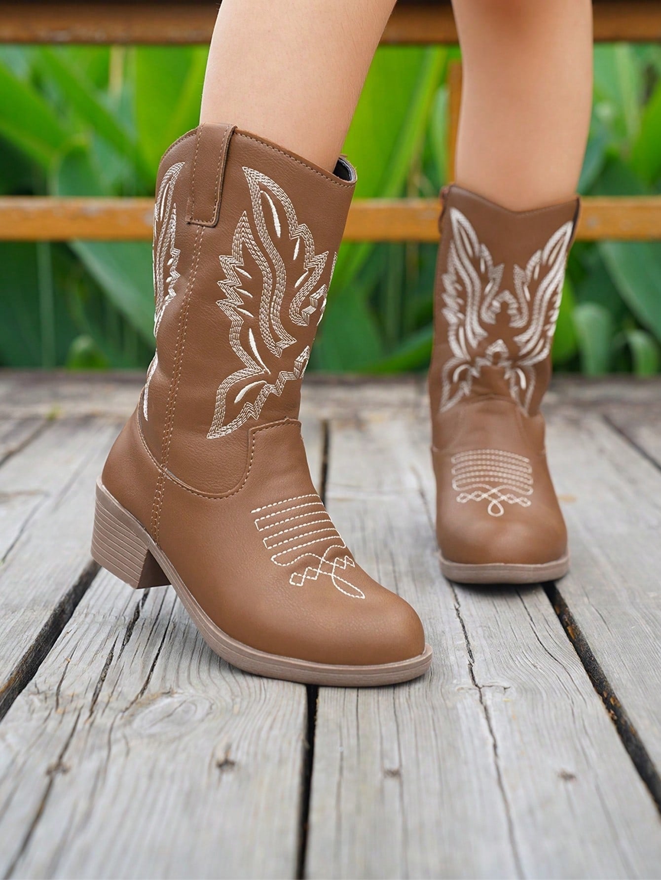 Vintage Embroidered Pattern Girl Zipper Boots, Light And Slip-Resistant Cowboy Boots For Indoor And Outdoor Travel, Spring And Autumn Seasons