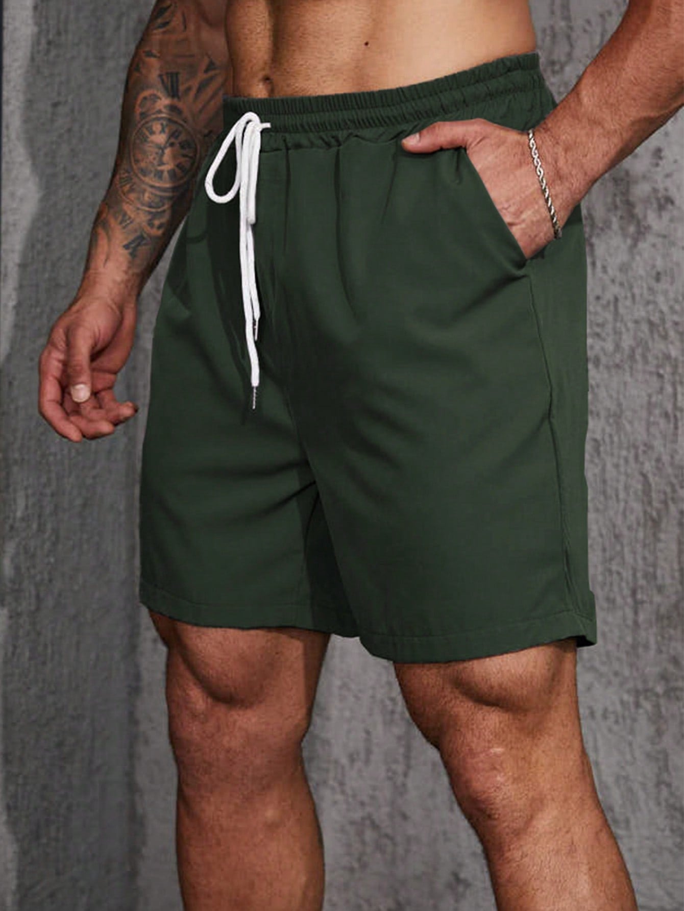 Men Plus Slant Pocket Drawstring Waist Shorts